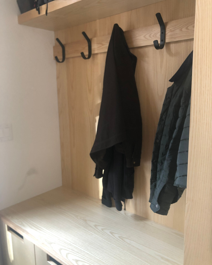 The Henrietta 1" Wide Double Hook