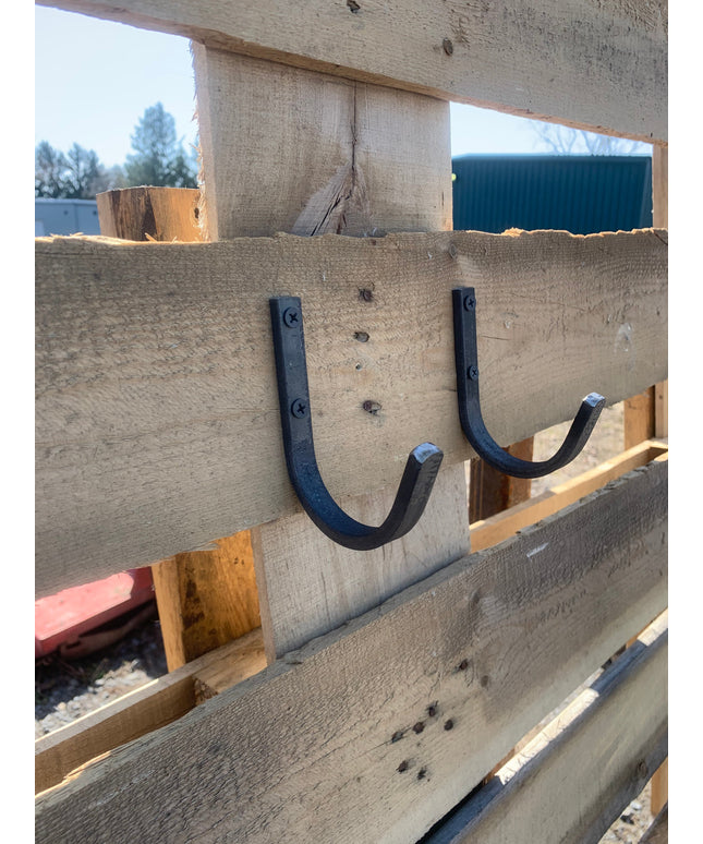 The Kenny 1/2" Wide Metal Wall Hooks