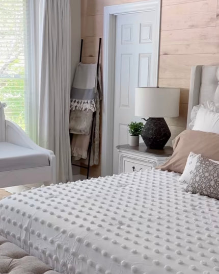 The Lynn Metal Ladder