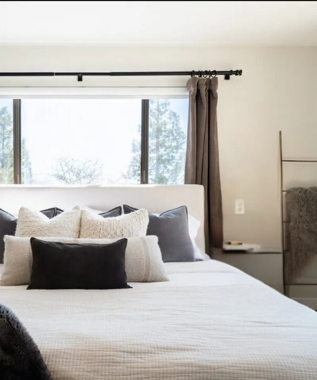 The Lynn Metal Ladder