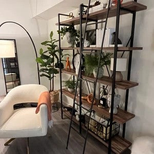 The Lynn Metal Ladder